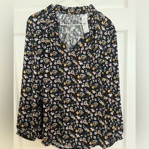LOFT- NWT- Size S- Women’s long sleeve- V-neck floral blouse